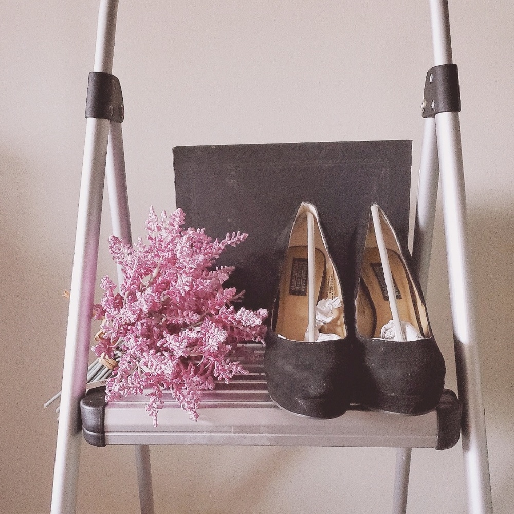 *NIB* UO Deena & Ozzy Block Heels (Size: 7)